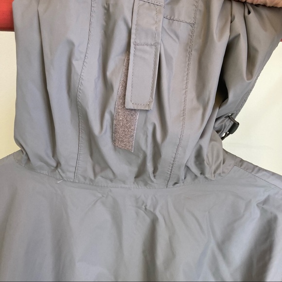 Columbia Omni-Tech waterproof breathable Rain jacket, M - Picture 4 of 8